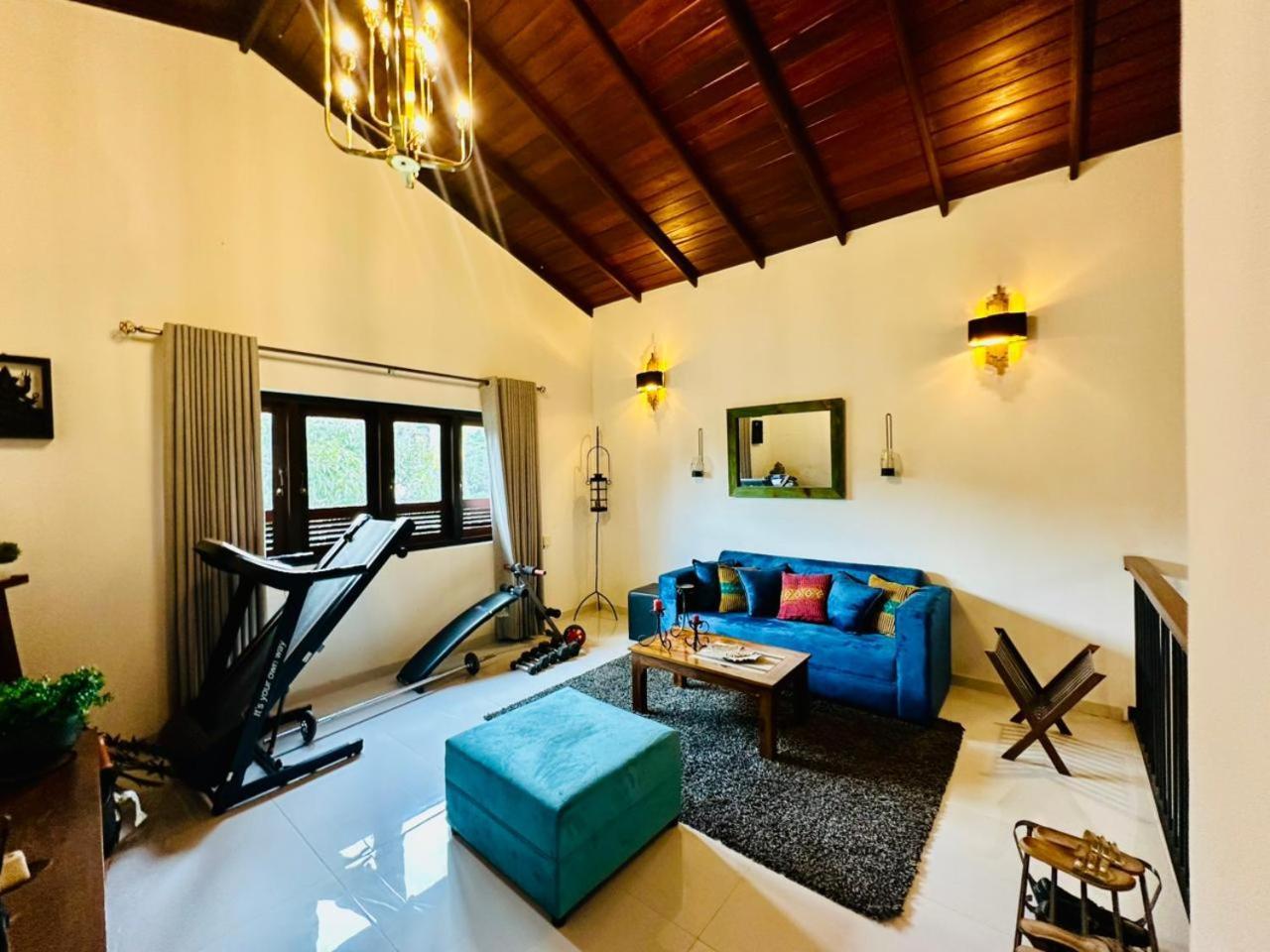 The Villa Kalbashi Kotte - Luxury Stay With Swimming Pool Sri Jayewardenepura Kotte Bagian luar foto