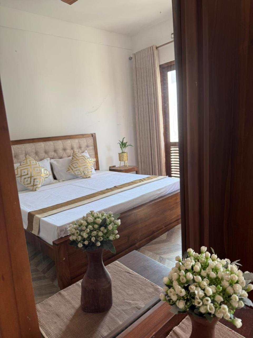 The Villa Kalbashi Kotte - Luxury Stay With Swimming Pool Sri Jayewardenepura Kotte Bagian luar foto